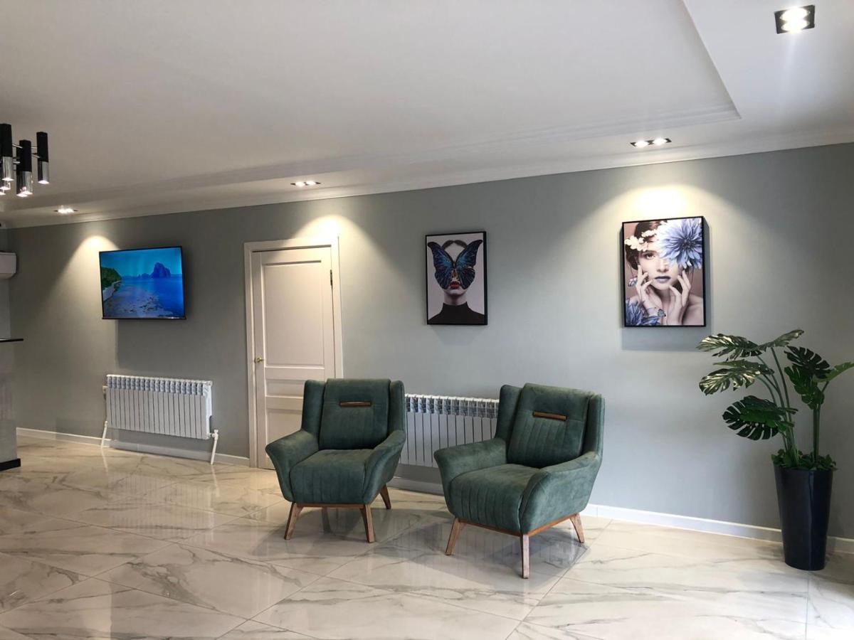 Hanym Hotel Atyrau Ngoại thất bức ảnh